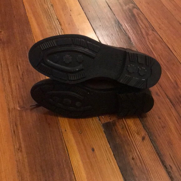 Brown lace up booties - Picture 3 of 5